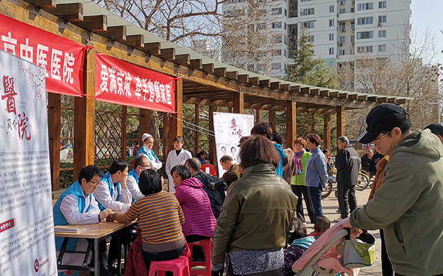 【学雷锋日】安博在线,安博（中国）举办“爱满京城，牵手智慧家医”志愿服务活动(图2)